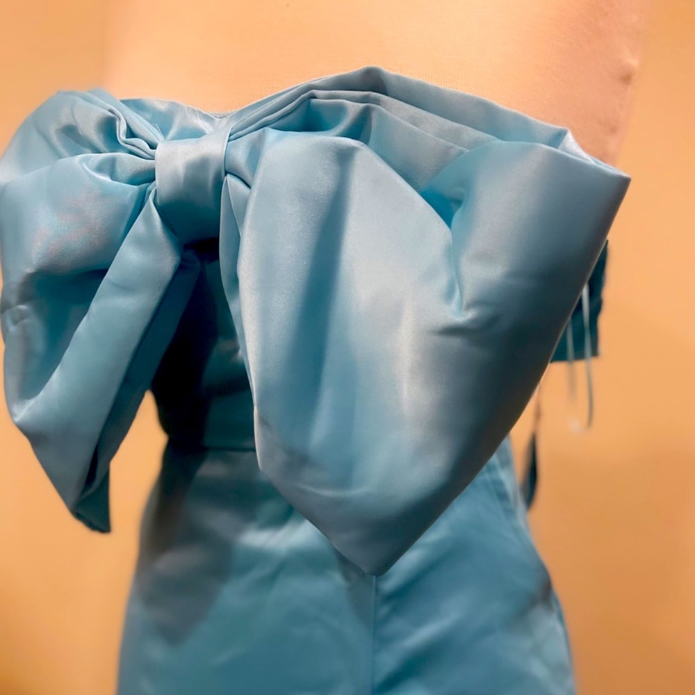 Mini bow dress brand in the style